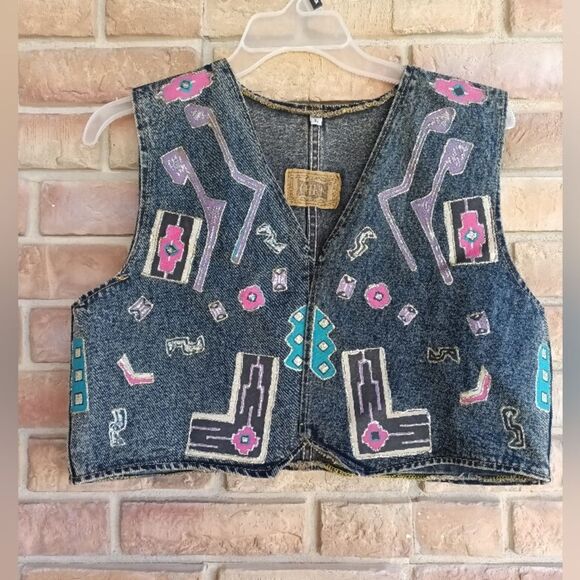 Colorful Denim Vest with Geometric Patterns - Picture 2 of 10